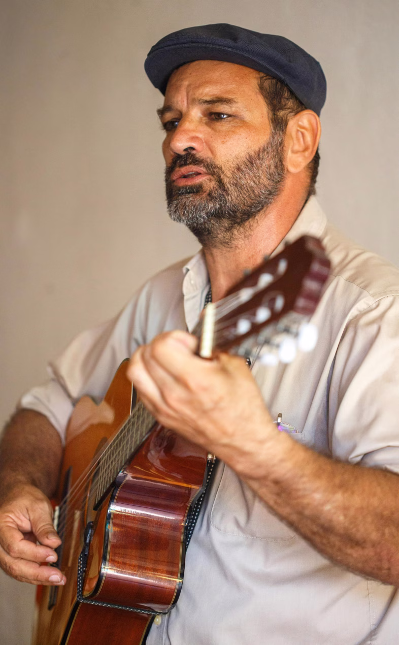 Portrait de l'artiste Kira Montrel